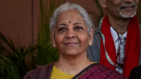 இந்தியாவில் மாபெரும் வங்கித்துறை சீர்த்திருத்தம்: உயர்மட்ட குழுவை நியமிக்கிறது மத்திய அரசு