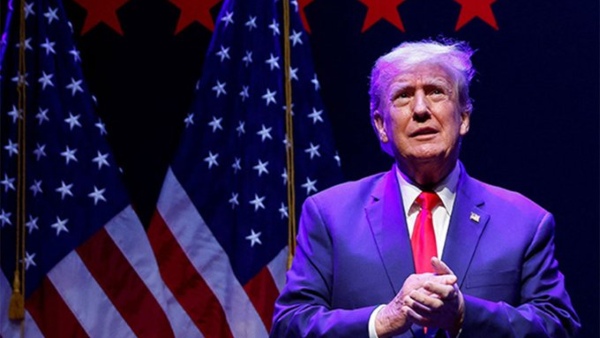 உச்சநீதிமன்றம் தீர்ப்பிற்கு பிறகும் அடங்காத டிரம்ப்:மேலும் 10% வரி விதித்ததால் இந்தியாவுக்கு சிக்கல்