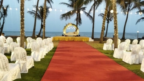 உங்க வீட்டுல கல்யாண ஏற்பாடு நடக்குதா?ரூ.10,000 போதும் கடற்கரையில டும் டும் டும் முடிக்கலாம் 