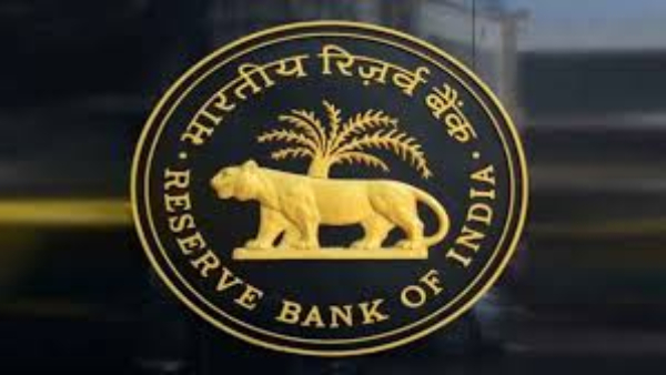 ட்ரம்ப் - ஈரான் மோதல்: இந்திய வங்கித்துறையில் பாதிப்பு ஏற்படுமா? RBI உத்தரவின் பின்னணி என்ன?