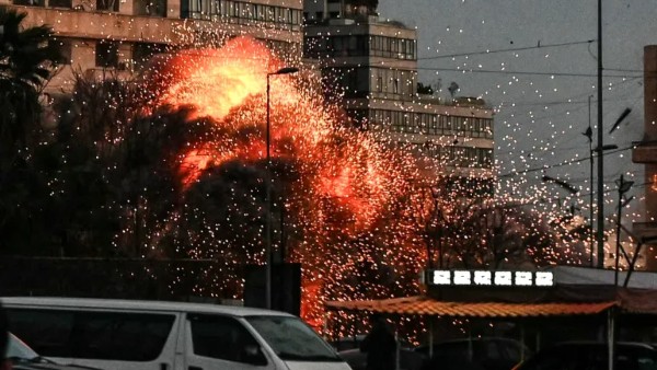  குறிவைத்து அடித்த ஈரான்.. 3 இஸ்ரேல் விமானங்கள் நொறுங்கியது..!!