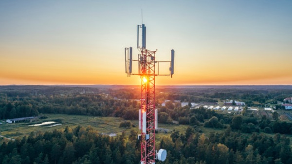 அதிகரிக்கும் எல்பிஜி தட்டுப்பாடு: செல்போன் சிக்னல்கள் துண்டிக்கப்படுகிறதா? அப்போ இண்டர்நெட் சேவை?