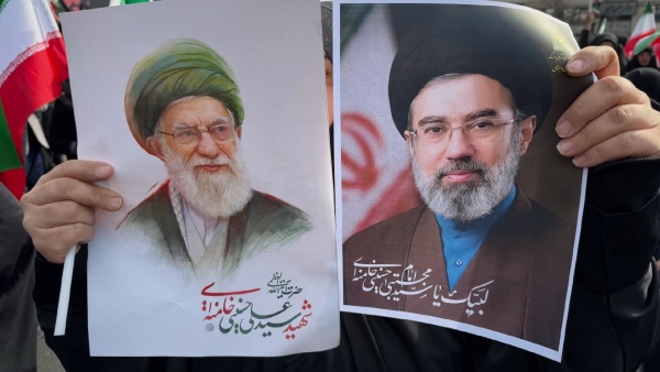 அமெரிக்காவில் ஈரானின் Sleeper cell-களா? பாரசீக மொழியில் பறந்த மெசேஜ்.. உளவுத்துறையினர் அதிர்ச்சி..!!