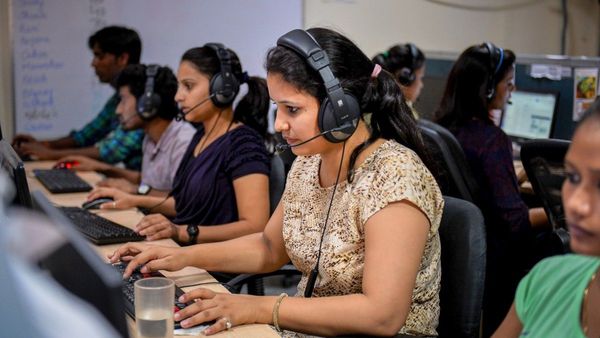 பெண்களே உங்களோட மியூச்சுவல் ஃபண்டு முதலீடு எப்படி இருக்க வேண்டும்? நிபுணர்கள் வழங்கும் டிப்ஸ்