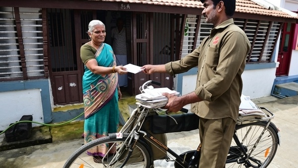 Post Man அடிப்படை சம்பளம் ரூ.1 லட்சமாக உயர்கிறதா? 8ஆவது சம்பள கமிஷன் அப்டேட்