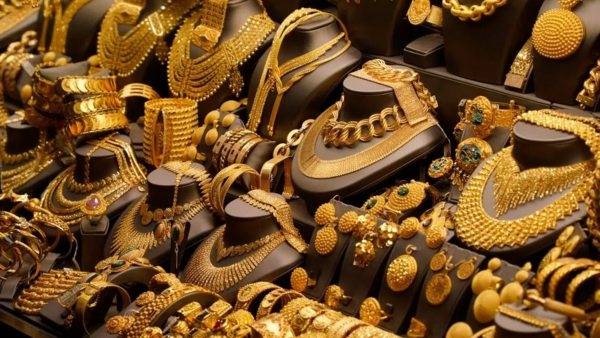 அட்சய திருதியை நாளில் தங்கம் விலை எப்படி இருக்கும்? நகை வாங்குவோர் கவனிக்க வேண்டியது என்ன? அட்சய திருதியை நாளில் தங்கம் விலை எப்படி இருக்கும்? நகை வாங்குவோர் கவனிக்க வேண்டியது என்ன?