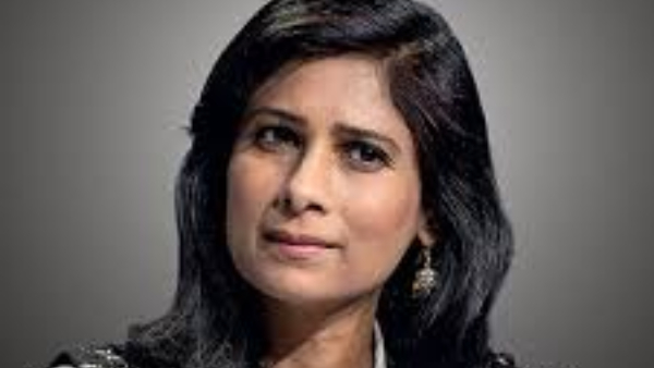 ஈரான் போரால் இந்தியர்களுக்கு காத்திருக்கும் 3 அதிர்ச்சிகள்!! எச்சரிக்கும் கீதா கோபிநாத்!!