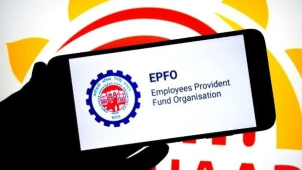 EPFO: 2 வருடம் வரை கரியர் பிரேக் எடுத்தால் பிஎஃப் பணம் என்னவாகும்? அக்கவுண்ட் மூடப்படுமா? வட்டி வருமா? வராதா? EPFO: 2 வருடம் வரை கரியர் பிரேக் எடுத்தால் பிஎஃப் பணம் என்னவாகும்? அக்கவுண்ட் மூடப்படுமா? வட்டி வருமா? வராதா?