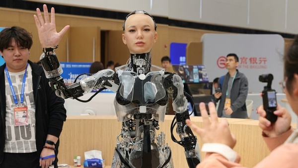 AI மனிதர்களை கொல்லும்: Chatgpt, Anthropic நிறுவன முன்னாள் ஆய்வாளர் பகீர்..!! AI மனிதர்களை கொல்லும்: Chatgpt, Anthropic நிறுவன முன்னாள் ஆய்வாளர் பகீர்..!!