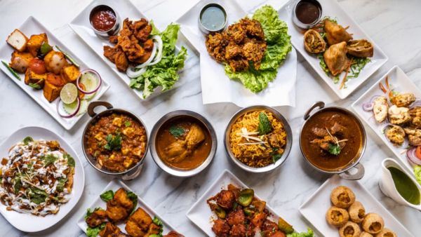 ரூ.20 சாப்பாடு டூ ரூ.2.5 கோடி பிசினஸ்! 65 வயதில் சக்கை போடு போடும் அம்மா கிச்சன்! ரூ.20 சாப்பாடு டூ ரூ.2.5 கோடி பிசினஸ்! 65 வயதில் சக்கை போடு போடும் அம்மா கிச்சன்!