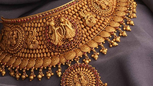 Gold Rate: வாரத்தின் முதல் நாளே குட் நியூஸ்..!! குறைந்தது தங்கம் விலை..!!