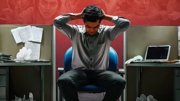 15 மணிநேர வேலையை 1 நிமிடத்தில் முடித்தது குத்தமா.. ஏஐ பயன்படுத்திய ஊழியர்.. அடுத்தடுத்து நடந்த அதிர்ச்சி..! 15 மணிநேர வேலையை 1 நிமிடத்தில் முடித்தது குத்தமா.. ஏஐ பயன்படுத்திய ஊழியர்.. அடுத்தடுத்து நடந்த அதிர்ச்சி..!