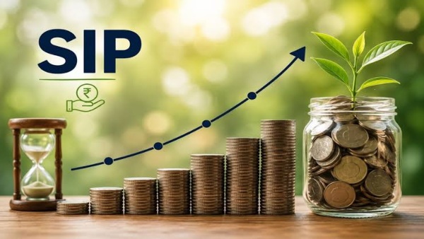 மாதம் ரூ.50,000 வருமானம் ஈட்டுபவர்கள் SIP முதலீட்டின் மூலம் கோடீஸ்வரர் ஆக முடியுமா? மாதம் ரூ.50,000 வருமானம் ஈட்டுபவர்கள் SIP முதலீட்டின் மூலம் கோடீஸ்வரர் ஆக முடியுமா?