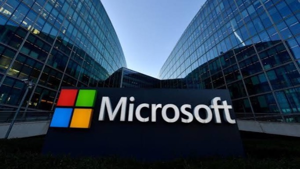 Microsoft வெளியிட்ட ஒற்றை அறிவிப்பு!! 60,000 ஊழியர்கள் அதிர்ச்சி!! இதென்ன புது டெக்னிக்கா இருக்கு?