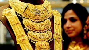 5 நாட்களாக அதிகரிக்காமல் இருக்கும் தங்கம்! நகை வாங்க இதுதான் சரியான டைம்! உடனே கடைக்கு கிளம்புங்க!