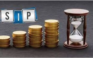 அப்புறம் பாத்துக்கலாம்னு அசால்ட்டா இருக்காதீங்க! 5 வருஷம் லேட் பண்ணா ரூ3கோடி காலி.. SIP ரகசியம்?