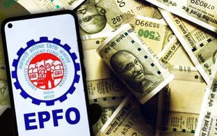 PF சேவைகள் இனி வாட்ஸ் அப்பிலேயே கிடைக்கும்: EPFO வெளியிட்ட மேஜர் அப்டேட்!!