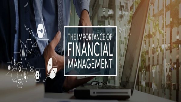 Money Management: సంపాదిస్తే సరిపోదు గురూ.. పొదుపు కూడా చేయాలి..!