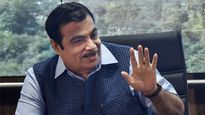 కుమ్మక్కు, అలా చేస్తే ప్రాజెక్టులపై భారం: స్టీల్, సిమెంట్ కంపెనీలపై గడ్కరీ సంచలనం
