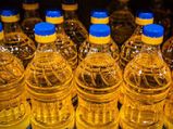 Edible Oil: లీటరుకు రూ.25 తగ్గిన సన్ ఫ్లవర్ ఆయిల్.. నూనెల రేట్లు తగ్గిస్తున్న కంపెనీలు.. కేంద్రం ఆదేశాలతో..