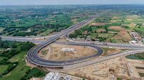 mahindra: ఢిల్లీ-ముంబై ఎక్స్‌ ప్రెస్‌ వేపై ఆనంద్‌ మహీంద్రా ఏం కామెంట్స్ చేశారంటే..