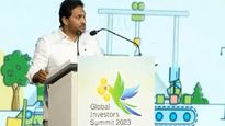 CM Jagan: ఒక్క ఫోన్ కాల్ దూరంలో ఉన్నాం.. విశాఖ సమ్మిట్‍లో సీఎం జగన్..