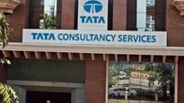 IT News: కొత్త నియామకాలను 78 శాతం తగ్గించిన TCS.. మారిపోయిన పరిస్థితులు..