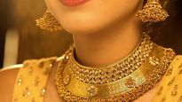Gold Rates: స్వల్పంగా తగ్గిన పసిడి ధరలు.. ఇవాళ ఏపీ, తెలంగాణలో రేట్లు..!!