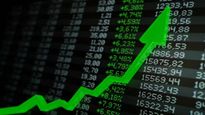 Stock Market: బుల్స్ కంట్రోల్‌లో మార్కెట్లు..  పైపైకి పయనిస్తున్న సూచీలు..