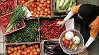 Tomato: టమాటా ధరలతో పాటు అవి కూడా పెరుగుతాయా.. ఇక వడ్డీ రేట్ల మోత తప్పదా..!
