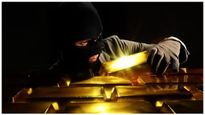 Gold News: రొమాంటిక్ కాల్‌తో దొరికిన గోల్డ్ దొంగ.. కోట్లు విలువైన బంగారు ఇటుకల స్వాధీనం.. 