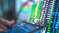 Stock Market: భారీ నష్టాల్లో స్టార్ అయిన సెన్సెక్స్, నిఫ్టీ.. ముంచిన రెండు స్టాక్స్..!!