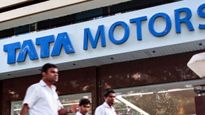 Tata Motors: అంచనాలకు మించి లాభాలతో మతిపోగొట్టిన టాటా మోటార్స్.. ఇక షేర్ దూకుడే.. 