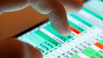 Stock Market: ఆర్బీఐ ప్రకటన కోసం మార్కెట్ల ఎదురుచూపు.. నష్టాల్లో సూచీల ప్రారంభం..
