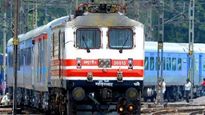 Indian Railways: రైలు ప్రయాణికులకు గమనిక.. ఆ పరిహారం 10 రెట్లు పెంపు..