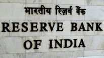 RBI News: బ్యాంకుల ఆటలకు ఆర్‌బిఐ చెక్.. ప్రాపర్టీ లోన్స్ విషయంలో కీలక నిర్ణయం..