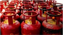 LPG Subsidy: సామాన్యులకు శుభవార్త.. ఉజ్వల యోజన కింద గ్యాస్ సబ్సిడీ పెంపు..