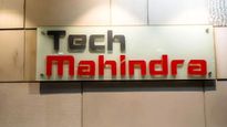 Tech Mahindra: తలకిందులైన టెక్ మహీంద్రా లాభాలు.. క్యూ-2లో 62 శాతం తగ్గుదల..