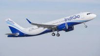 Indigo: ప్రయాణీకులను దారిలోనే దించేసిన ఇండిగో ఫ్లైట్.. ఖర్చుల తగ్గింపుకు నయా ప్లాన్ కాదుగా..?