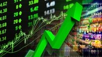 Stock Market: ఏకపక్షంగా ముందుకు సాగుతున్న మార్కెట్లు..!
