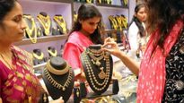 Gold Rate: శుక్రవారం శపించిన లక్ష్మీదేవి.. ఏకంగా రూ.6,600 పెరిగిన గోల్డ్ రేట్లు, ఏపీ తెలంగాణ రేట్లివే..