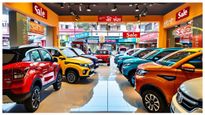GST 2.0 తో కార్ల మార్కెట్‌లో బంపర్ హిట్…మారుతి, హ్యుందాయ్ 35 ఏళ్ల చరిత్రలోనే అత్యధిక సేల్స్!
