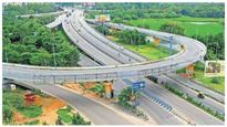 Bengaluru News: బెంగళూరు వాసులకు హెచ్చరిక.. ఐదు ఫ్లైఓవర్లు, ఎలివేటెడ్ కారిడార్లపై ఆ వాహనాలకు నో ఎంట్రీ..!