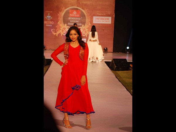 ఎరుపు తీగ