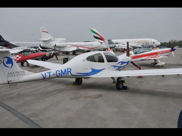 చిన్న విమానాలు