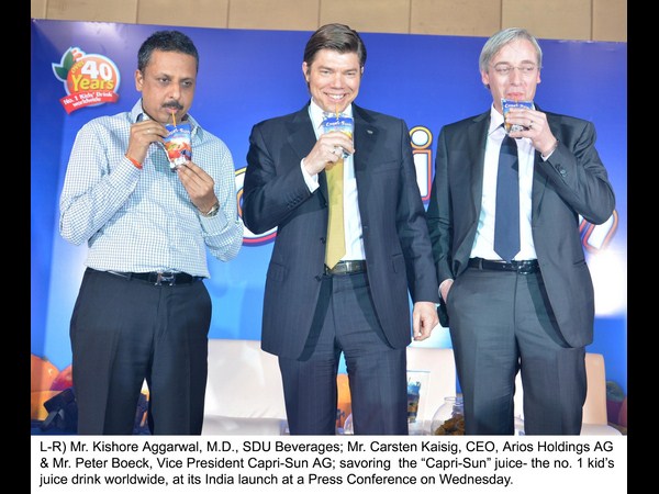 పళ్ల రసాల రుచి చూస్తూ.. పళ్ల రసాల రుచి చూస్తూ..