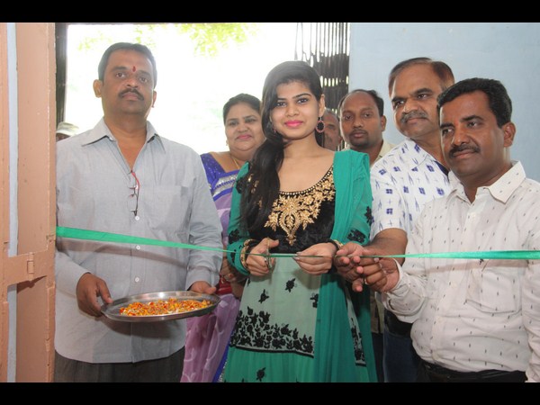 ఆర్ట్ మేళాను ప్రారంభిస్తూ..