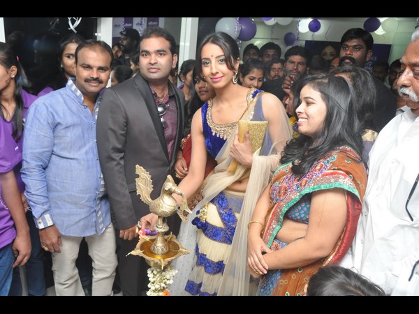 జ్యోతి ప్రజ్వలన