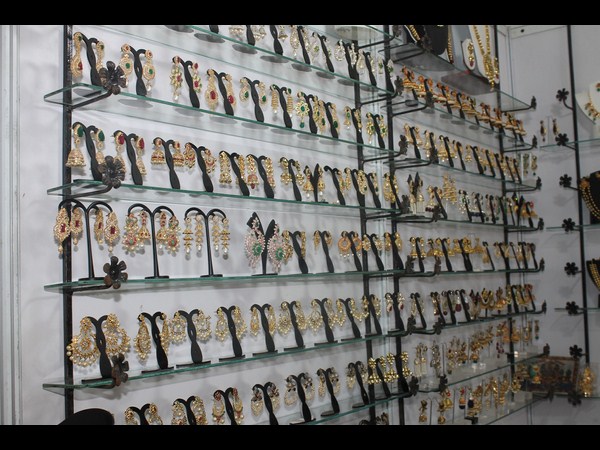 ప్రయాస్ ఉత్పత్తులు ప్రయాస్ ఉత్పత్తులు