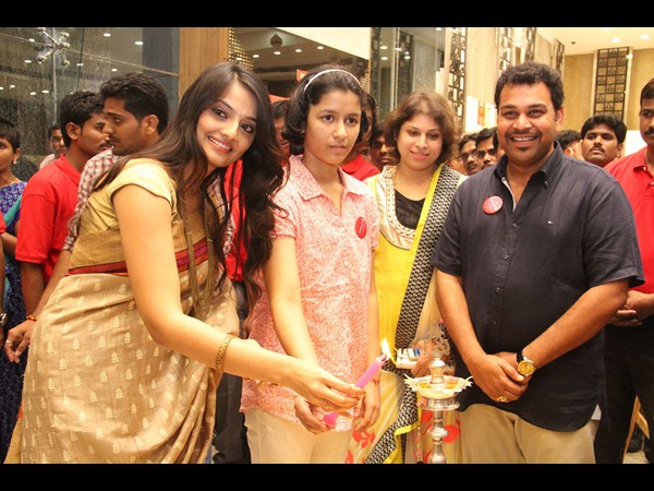 జ్యోతి ప్రజ్వలన